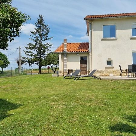 Gite Du Vignoble Puisseguin Exterior foto